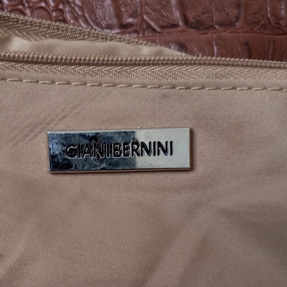 Giani Bernina brown faux alligator satchel/shoulder bag - Picture 14 of 14